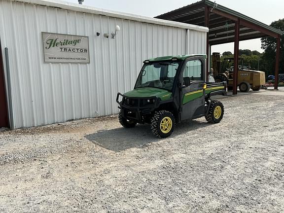 Image of John Deere XUV 835R equipment image 1