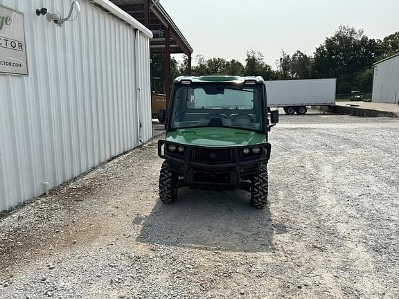 Image of John Deere XUV 835R equipment image 3