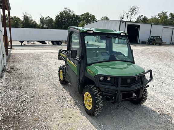 Image of John Deere XUV 835R equipment image 4