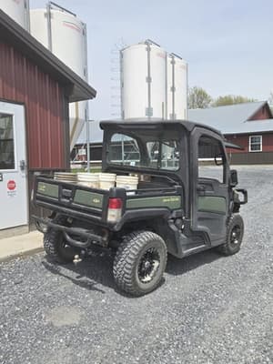 2020 John Deere XUV 835R Image
