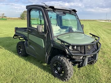 Main image John Deere XUV 835R