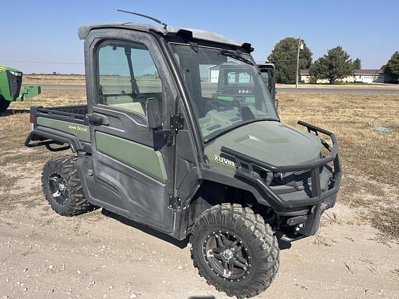 Image of John Deere XUV 835R equipment image 1