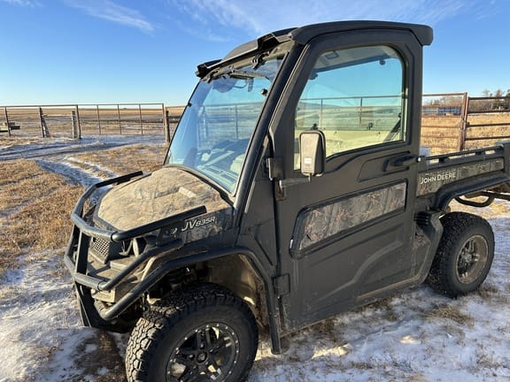 Main image John Deere XUV 835R