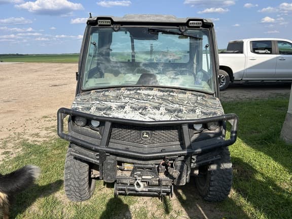 Image of John Deere XUV 835R equipment image 2