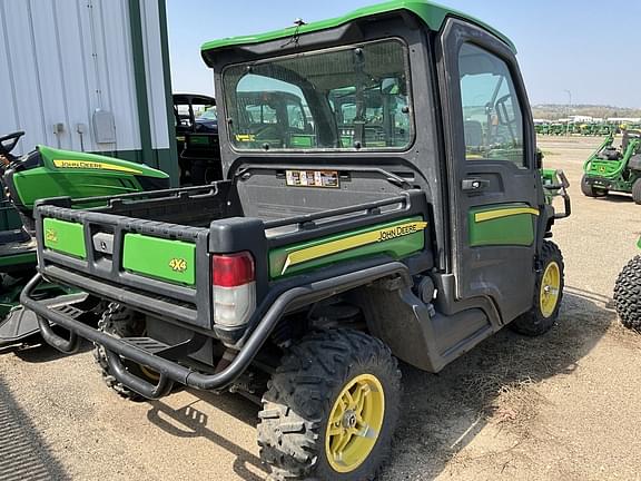 Image of John Deere XUV 835R equipment image 2