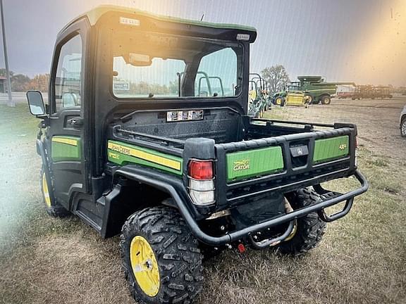 Image of John Deere XUV 835R equipment image 4