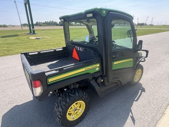 Image of John Deere XUV 835R equipment image 4