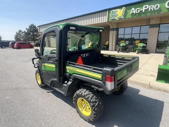 Image of John Deere XUV 835R equipment image 2