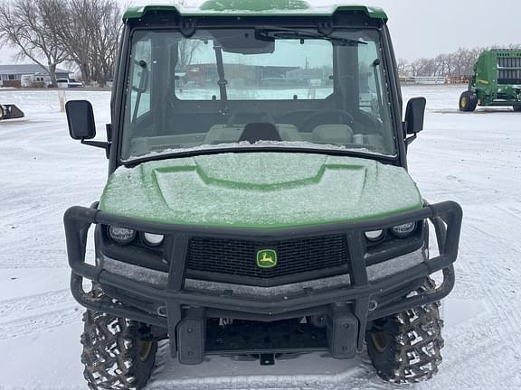 Image of John Deere XUV 835R equipment image 1