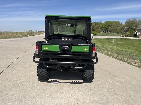 Image of John Deere XUV 835R equipment image 4