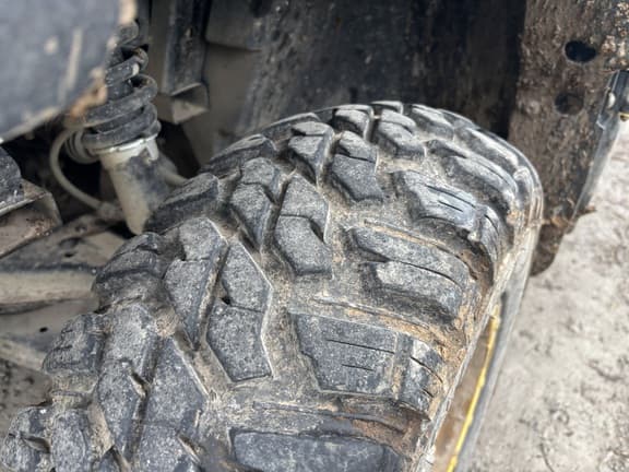 Image of John Deere XUV 835R equipment image 3