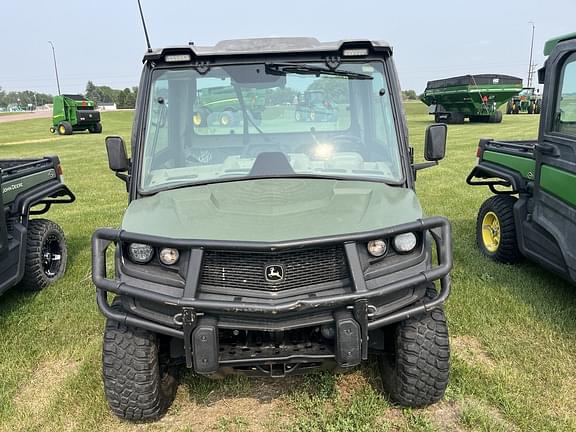 Image of John Deere XUV 835R equipment image 1