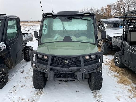 Image of John Deere XUV 835R equipment image 1