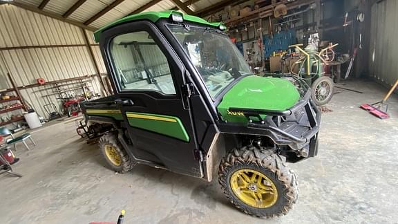 Image of John Deere XUV 835R equipment image 3