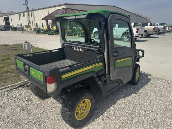 Image of John Deere XUV 835R equipment image 2