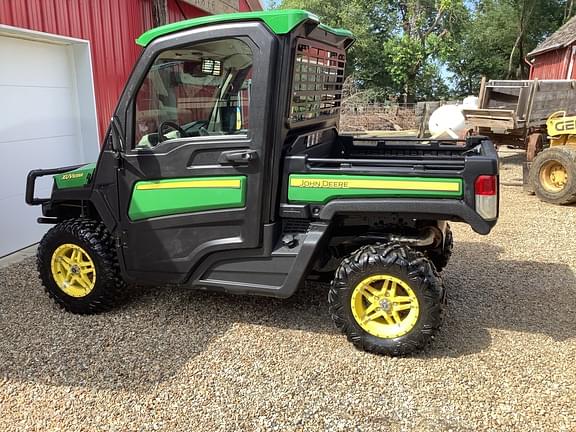 Image of John Deere XUV 835R Primary image