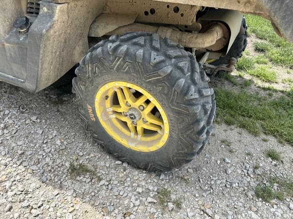 Image of John Deere XUV 835R equipment image 3