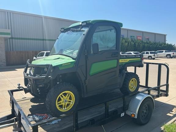 Image of John Deere XUV 835R equipment image 2
