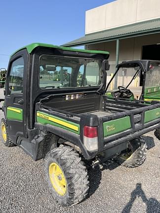 Image of John Deere XUV 835R equipment image 1