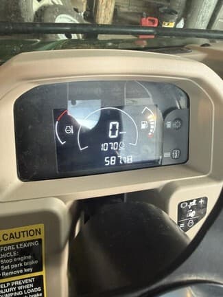 Image of John Deere XUV 835R equipment image 4
