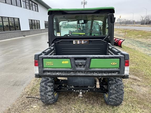 Image of John Deere XUV 835R equipment image 4