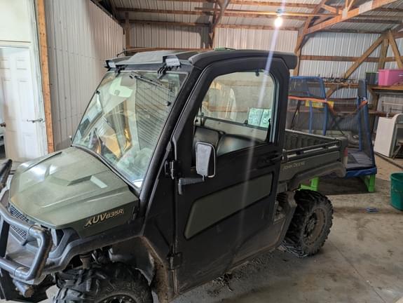 Image of John Deere XUV 835R equipment image 4