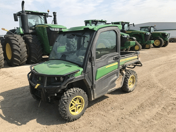 Main image John Deere XUV 835R