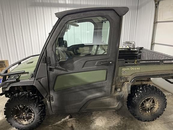 Image of John Deere XUV 835R Primary image