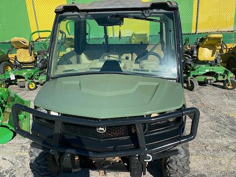 Image of John Deere XUV 835R equipment image 4