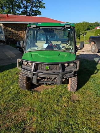 Image of John Deere XUV 835R equipment image 4