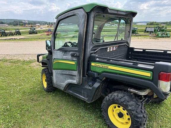 Image of John Deere XUV 835R equipment image 1