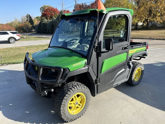 Main image John Deere XUV 835R