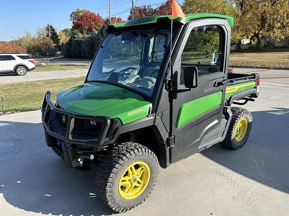 Image of John Deere XUV 835R Primary image