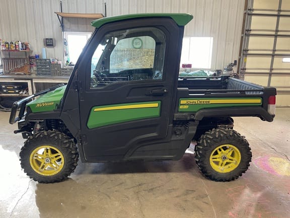 Main image John Deere XUV 835R