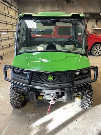 Image of John Deere XUV 835R equipment image 4