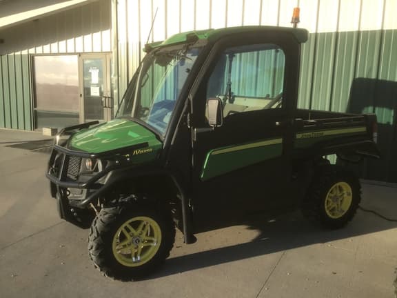 Image of John Deere XUV 835R equipment image 3