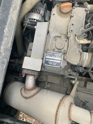 Image of John Deere XUV 865M equipment image 4