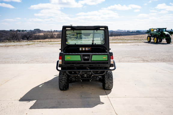 Image of John Deere XUV 865M equipment image 3