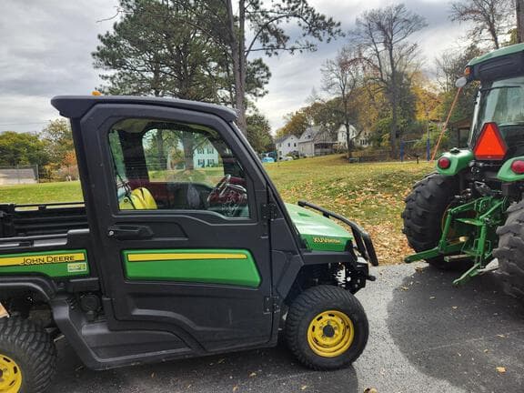 Image of John Deere XUV 865M equipment image 1