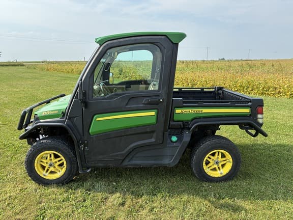 Image of John Deere XUV 865R equipment image 1