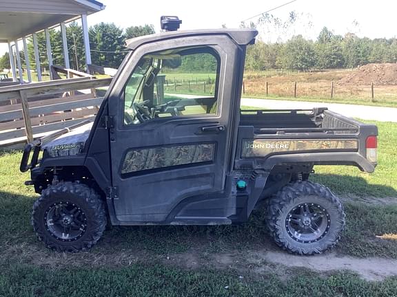 Image of John Deere XUV 865R equipment image 2