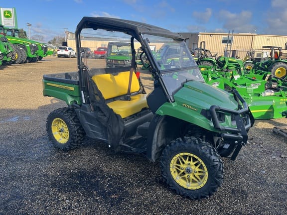 Main image John Deere XUV 590M