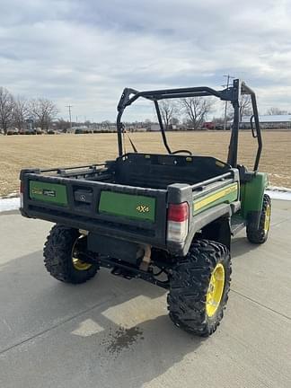 Image of John Deere XUV 825M equipment image 2