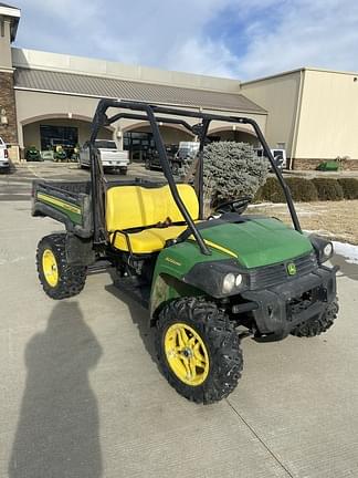 Image of John Deere XUV 825M equipment image 1