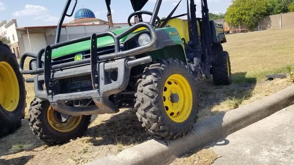 Main image John Deere XUV 825M S4