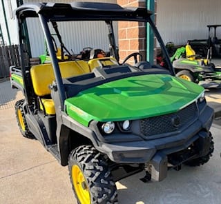 2020 John Deere XUV 835M Equipment Image0