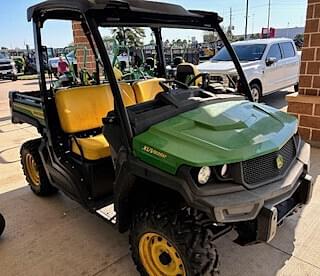 Image of John Deere XUV 835M equipment image 1