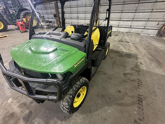 Image of John Deere XUV 835M Primary image