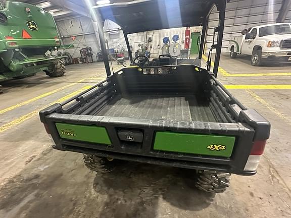 Image of John Deere XUV 835M equipment image 3