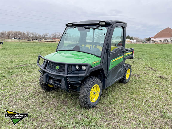 Image of John Deere XUV 835M Primary image